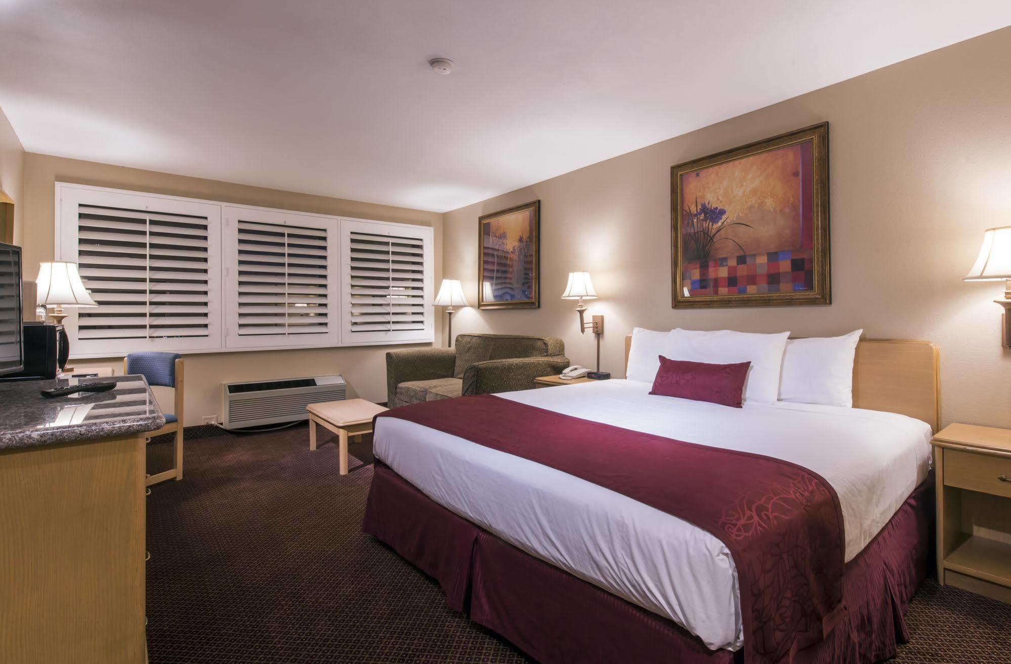 Grand Vista Hotel Simi Valley Exterior foto